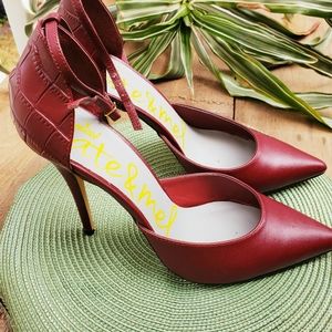 Kate & mel burgundy pumps